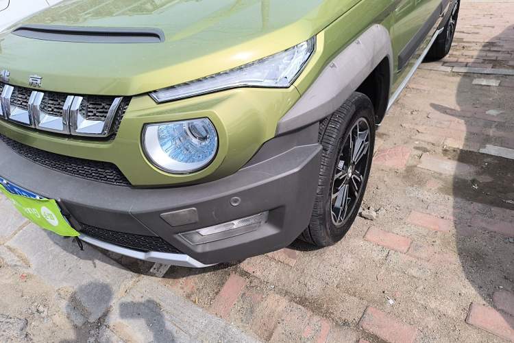 Used BAIC Off-Road BJ20 2016 1.5T Manual Luxury Model Left Front Headlight