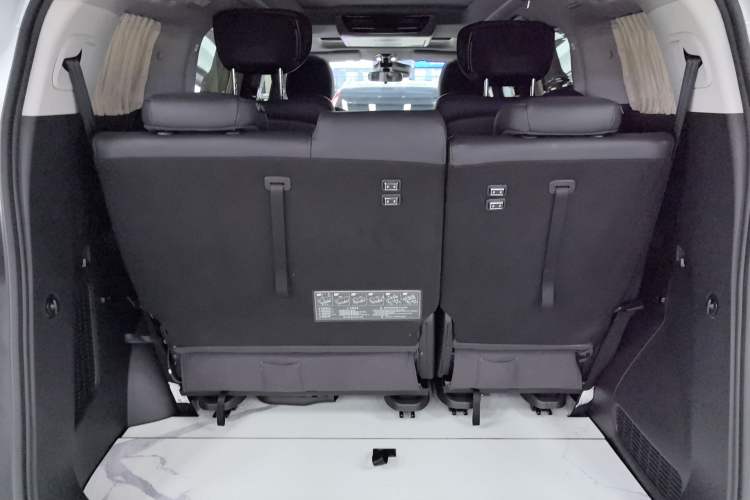 Used GAC Trumpchi M8 2024 Master Series 400T Prestige Edition Trunk