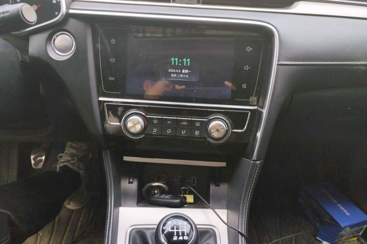 Used MG 6 2017 20T Manual Luxury Smart Connect Version China V Standard