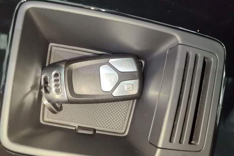 Used Audi Q5L Sportback 2024 40 TFSI Luxury Edition Interior 1