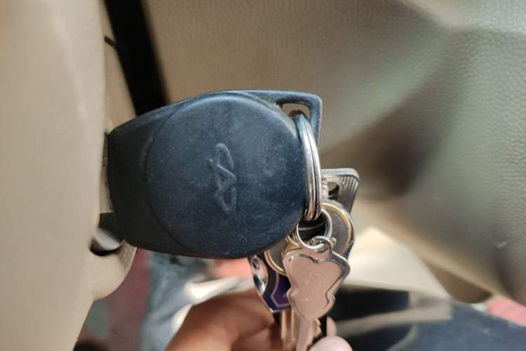 Used Karry Yousheng 2010 1.0L Base Version
