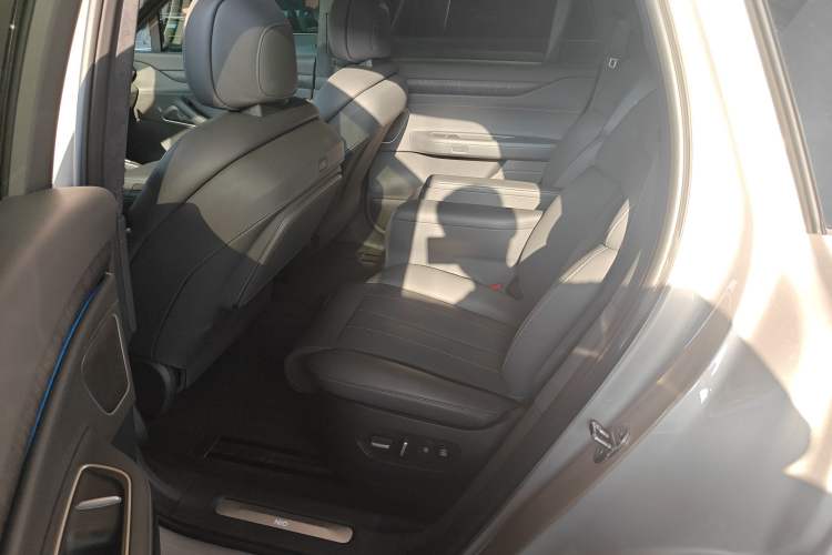 Used Nio ES8 2023 100kWh