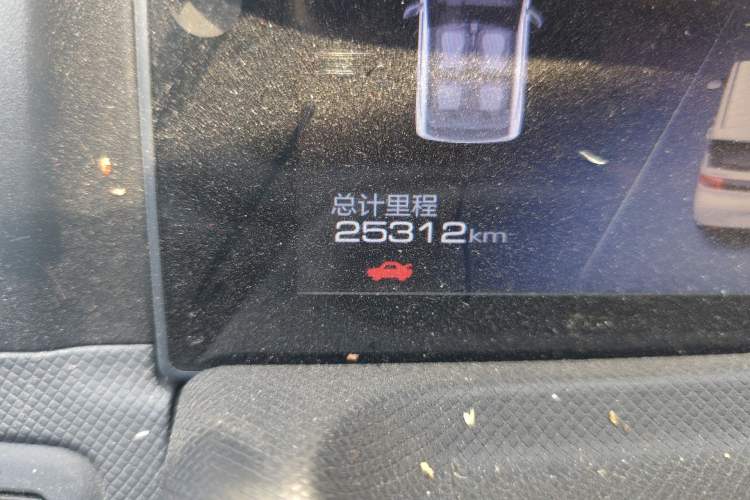 Used Wuling Hongguang MINIEV 2022 Macaron Premium Model – Lithium Iron Phosphate Odometer Close Up