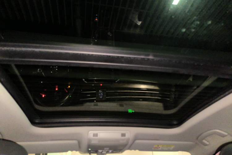 Used Volkswagen Magotan 2018 Facelift 330TSI DSG Luxury Model Headliner