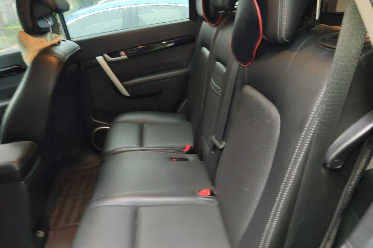 Used Chevrolet Captiva 2014 2.4L 4x4 Flagship Edition 7 Seats