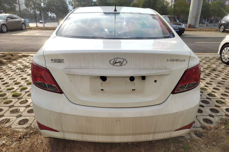 Used Hyundai Verna (older generation) 2014 1.4L Automatic Fashion GS Model