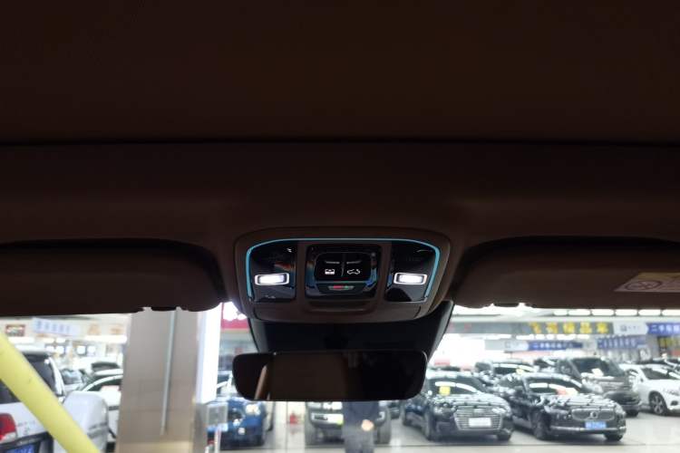 Used Tank 500 New Energy 2023 Hi4-T Headliner