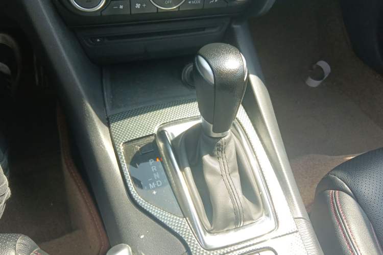 Used Mazda 3 Axela 2016 Sedan 1.5L Automatic Luxury Model Gear Lever