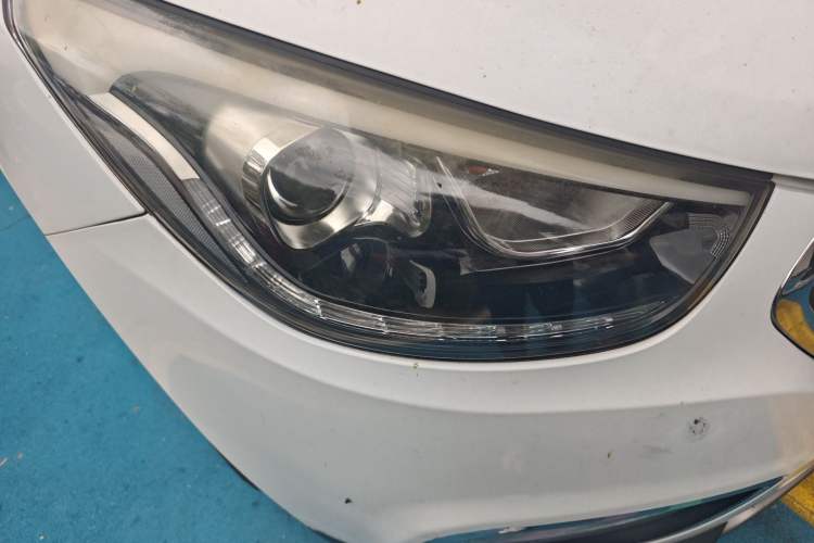 Used Hyundai ix35 2015 2.0L Automatic 2WD Comfort Edition China V Standard Right Front Headlight