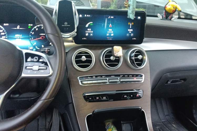 Used Mercedes-Benz GLC 2020 GLC 260 L 4MATIC Luxury Model
