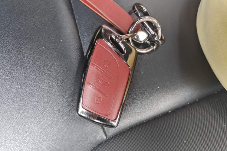 Used MG 5 2021 180 DVVT CVT Youth Luxury Edition
