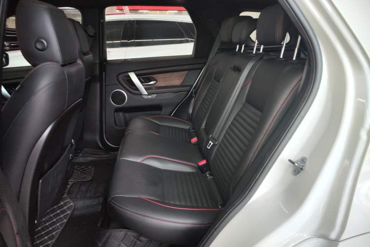 Used Land Rover Discovery Sport 2022 249 PS R-Dynamic S Performance Edition 5 Seats Left Rear Seat