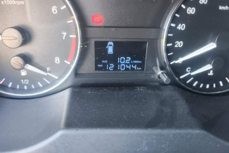 Used JAC Refine M3 2015 Maker Edition 1.6L Luxury Smart Version