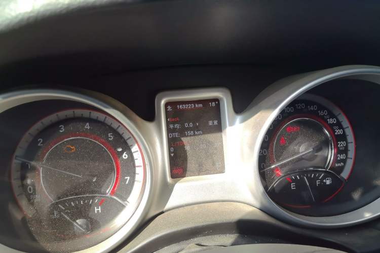 Used Dodge Journey 2013 2.4L Two-Wheel Drive Luxury Version