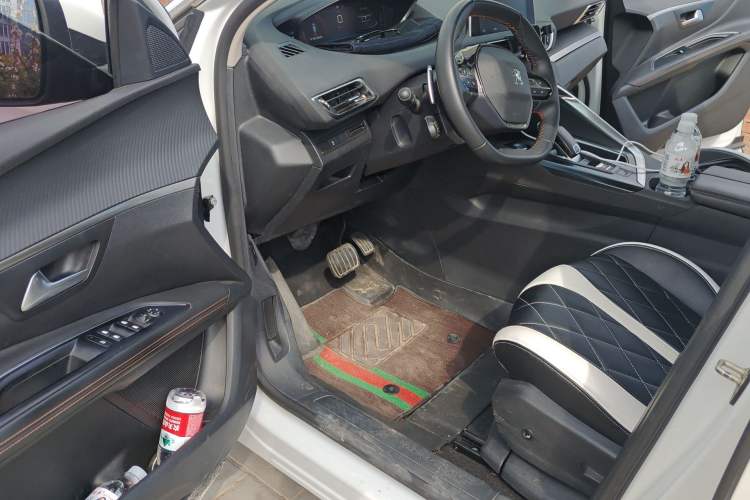 Used Peugeot 5008 2019 360THP 7-Seater Flagship Edition Driver Seat