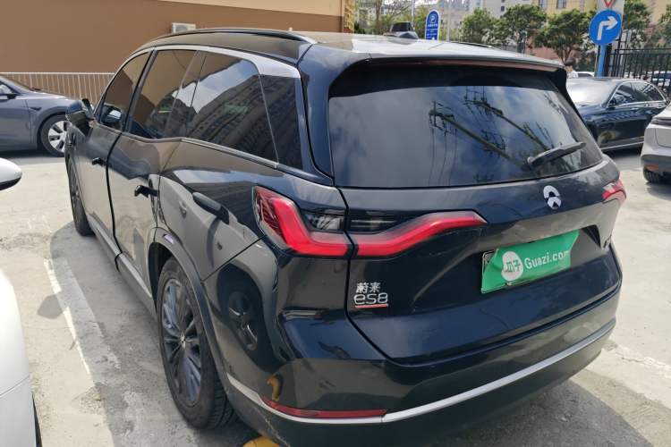 Used Nio ES8 2022 75 kWh Six-Seater Version Rear Left 45 Deg