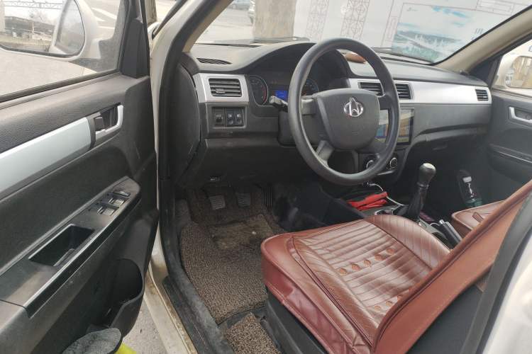 Used CHANGAN KAICHENG Shenqi F30 2018 1.5L Elite Edition Short Wheelbase DAM15L Driver Seat