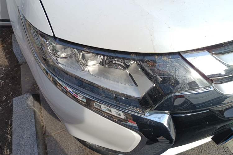 Used Mitsubishi Outlander 2018 2.4L 4x4 Elite Edition 5 Seats
