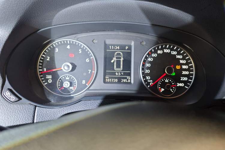 Used Volkswagen Sharan 2013 1.8TSI Standard Model Euro IV
