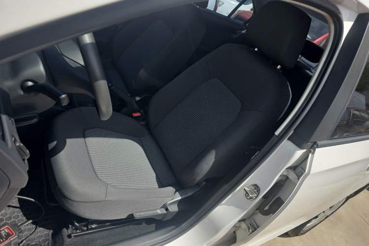 Used Volkswagen Santana 2016 1.6L Manual Fashion Edition