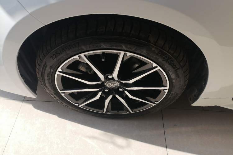 Used Toyota Levin 2023 Smart Electric Hybrid Dual-Engine 1.8L Sport Edition