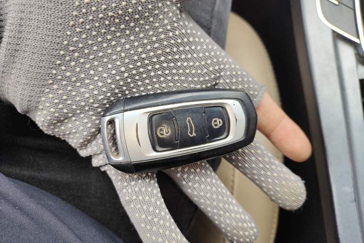 Used Geely Auto Emgrand 2018 1.5L CVT Luxury Model Vehicle Key