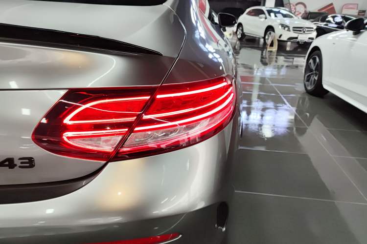 Used Mercedes-Benz C-Class 2022 Refreshed C 260 Coupe Right Rear Taillight