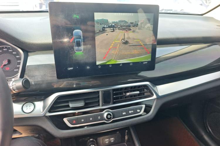 Used BYD Song 2021 Classic Edition 1.5T Manual Luxury Model
