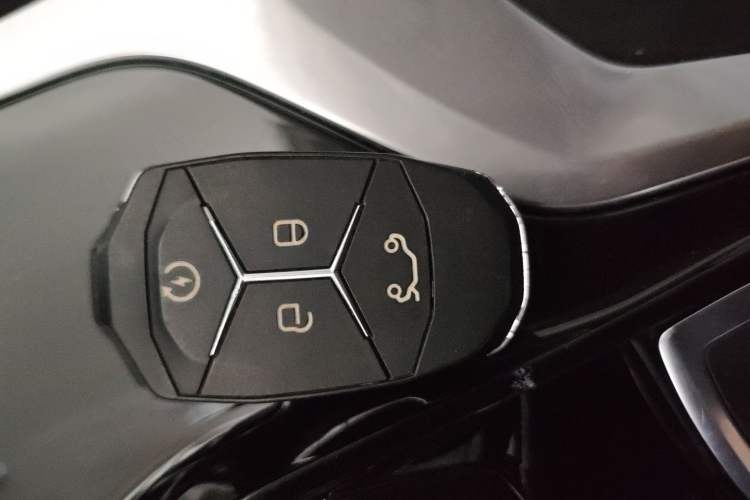 Used Lynk & Co 01 2018 2.0T Two-Wheel-Drive + Version
