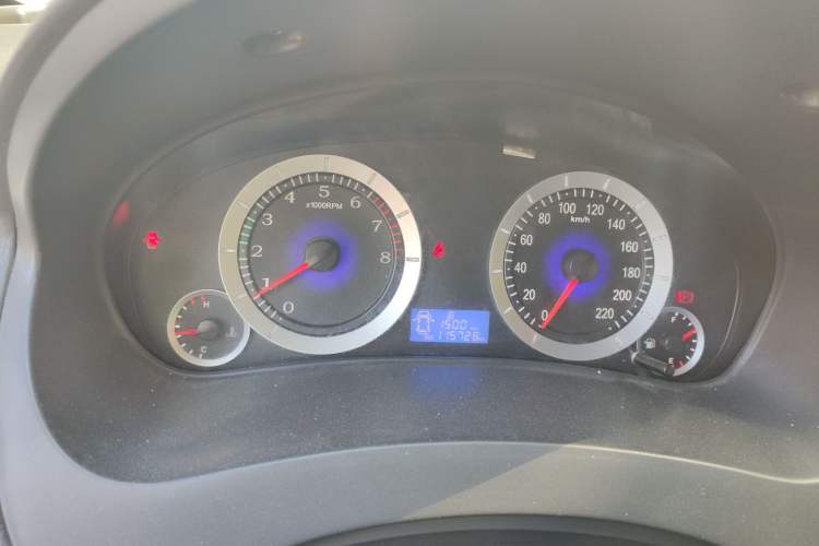 Used Geely Auto Diamond 2015 Sedan 1.5L Manual SuperDeluxe Model
