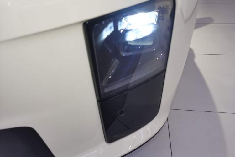 Used Li Auto Li Auto i6 2025 Model Four-Wheel-Drive Standard Type