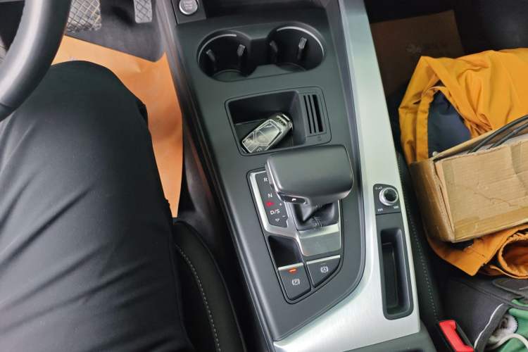 Used Audi A4L 2020 40 TFSI Fashion Dynamic Model
