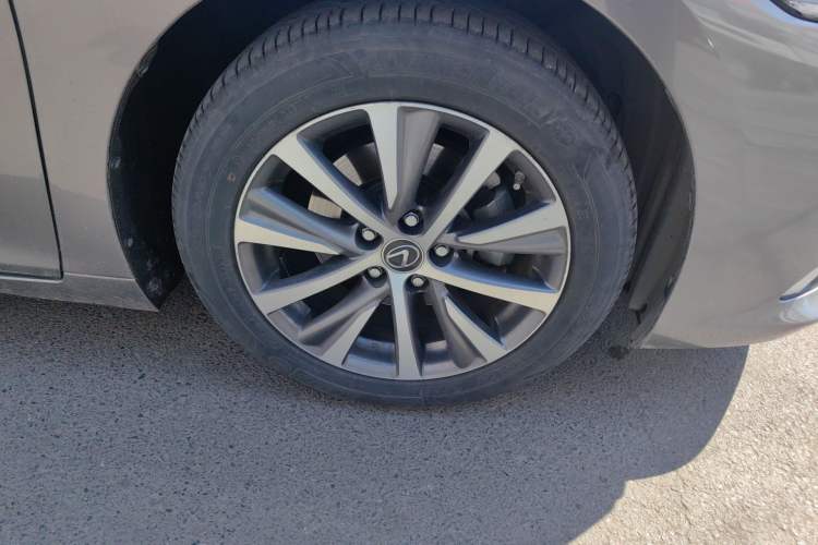 Used Lexus ES 2020 200 Excellence Edition
