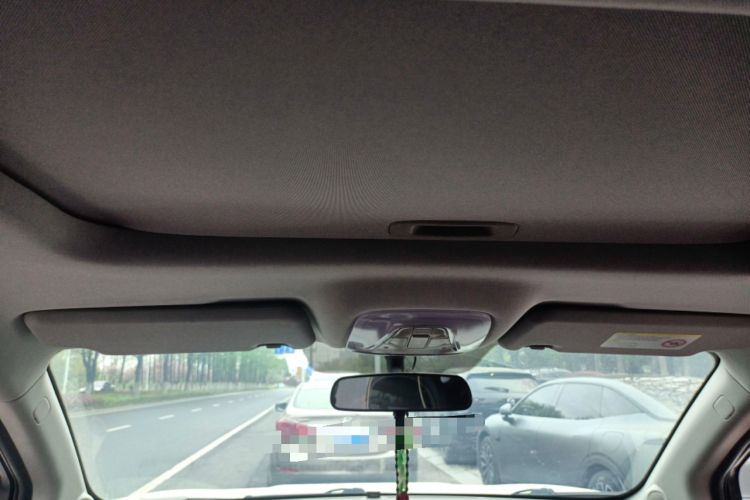 Used GAC Trumpchi GS4 2017 235T G-DCT Two-Wheel Drive Elite Edition Headliner