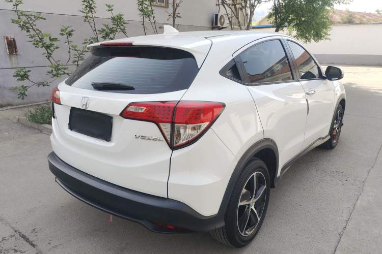 Used Honda Vezel 2020 1.5L CVT Pioneer Edition Rear Right 45 Deg