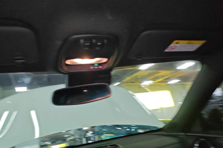 Used Chevrolet Seeker 2022 1.5T CVT RS Bee Wave Edition Headliner