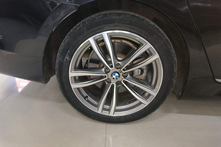 Used BMW 7 Series 2018 730Li Leading Model M Sport Package
