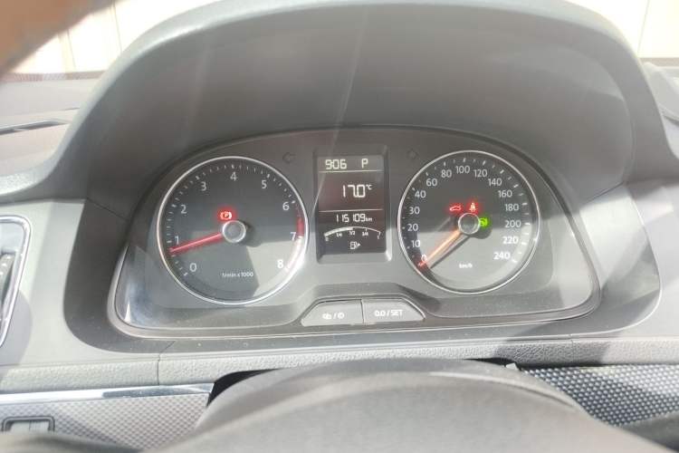 Used Volkswagen Cross Lavida 2014 1.4TSI DSG