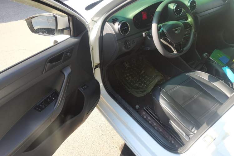 Used Jetta VA3 2019 1.5L Manual Entry-Level Version