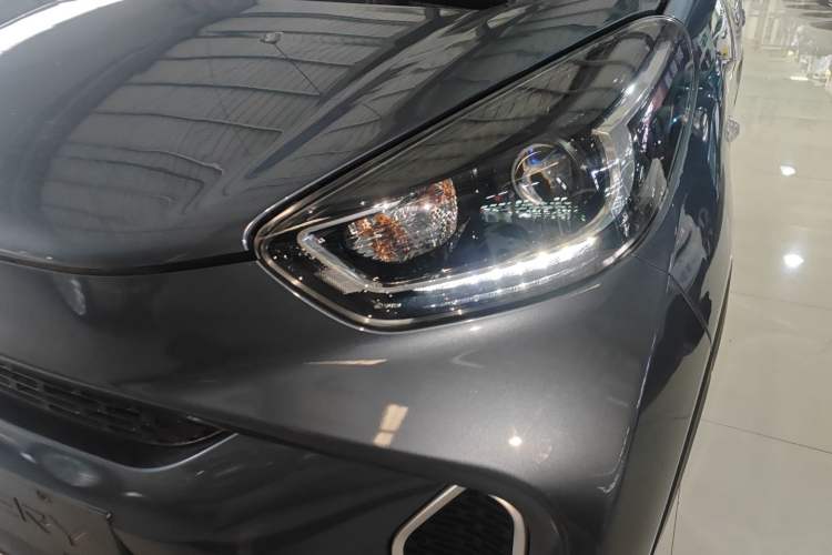 Used Chery Little Ant 2021 150 000 Yuan "Ant Fan" Edition New Ant Cool Version Lithium-Ion Battery
