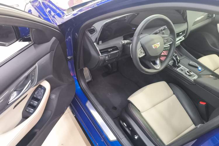 Used Cadillac CT5 2024 28T Platinum Edition
