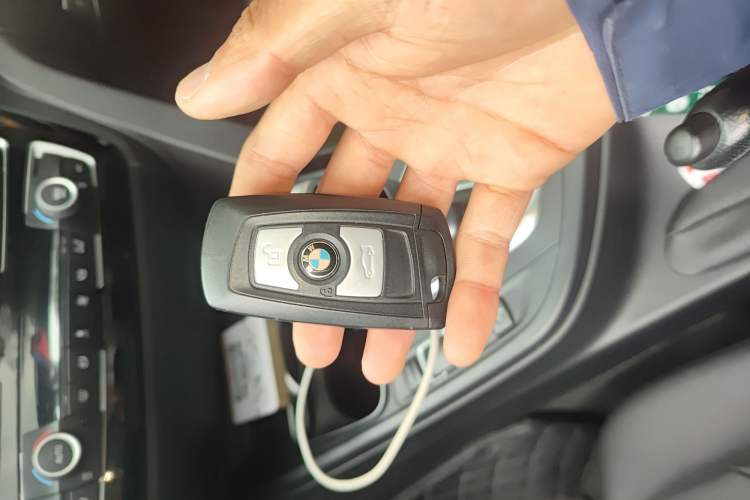 Used BMW 3 Series 2017 320Li Fashion Model
