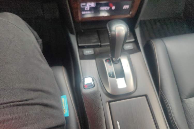 Used Honda Crosstour 2012 2.4L Luxury Edition