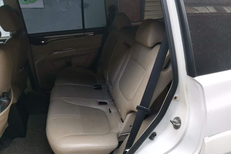 Used Mitsubishi Pajero Sport 2013 3.0L Automatic 4x4 Flagship Edition Left Rear Seat
