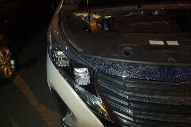 Used GAC Trumpchi M8 2020 Flagship Model 390T Supreme Edition Right Front Headlight