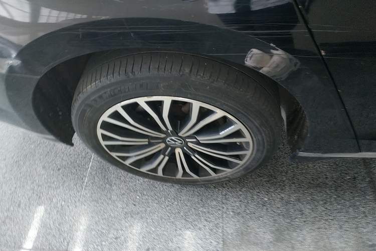 Used Volkswagen Phideon 2021 380TSI Luxury Edition
