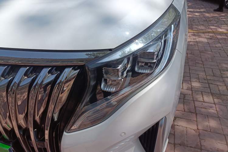 Used GAC Trumpchi M8 2021 Master Series 390T Ultimate Edition Left Front Headlight