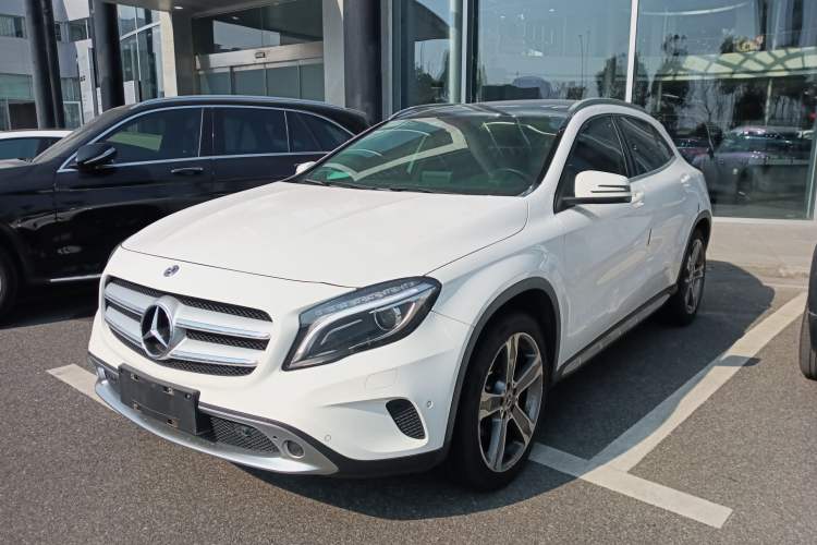 Used Mercedes-Benz GLA 2016 GLA 220 4MATIC Luxury Model