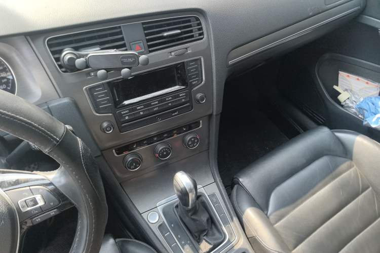 Used Volkswagen Golf 2014 1.4TSI Automatic Luxury Model