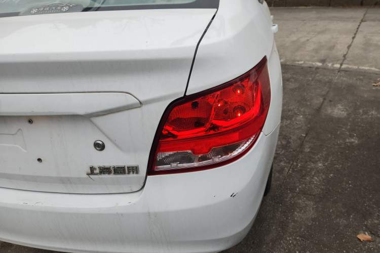 Used Chevrolet Sail 2015 Sail 3 1.3L Manual with Ideal Sunroof Edition
